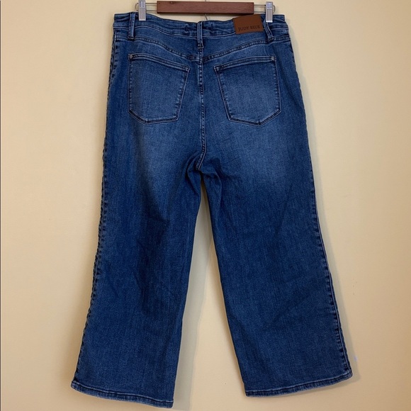 Judy Blue Aurora Braided Hi-Waist Wide Leg  5 Pocket Crop Blue Denim Jeans 15/32 - Picture 17 of 17